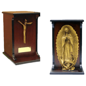 Dúo de urnas funerarias 'Pureza' de Urnas Sacbé, talladas en madera noble, evocando serenidad y respeto eterno para los seres queridos.